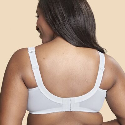 822_charlotte_nursing_white_ecomms_900x1200_back.jpg